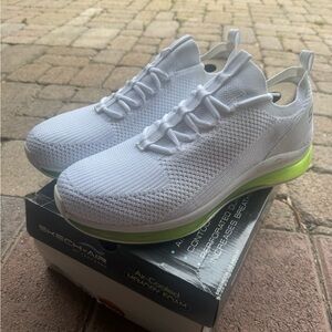 Skechers Skech Air Element 2.0 VESTKIO shoes BRAND NEW